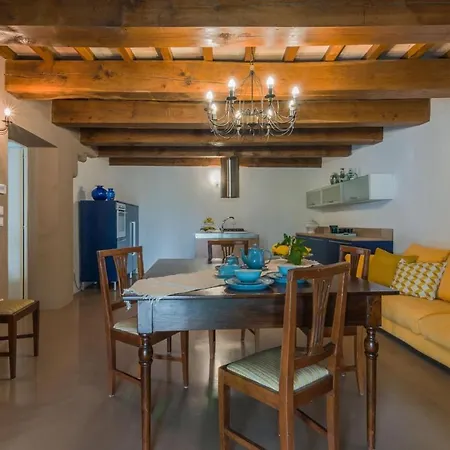 Casa Sabrina 6 Apartment